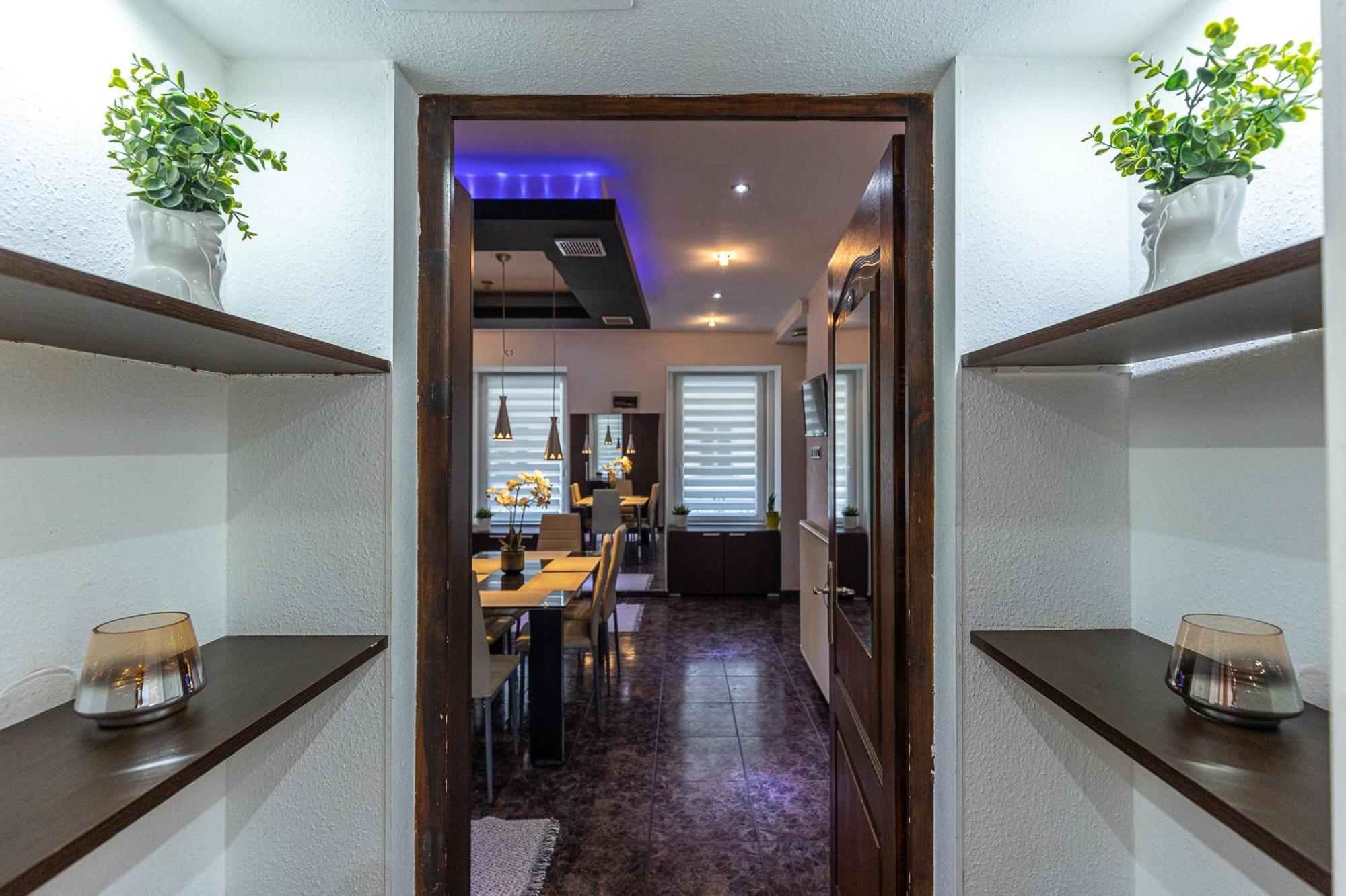City Vibes Apartment - 3 Bdrms Budapest Eksteriør bilde