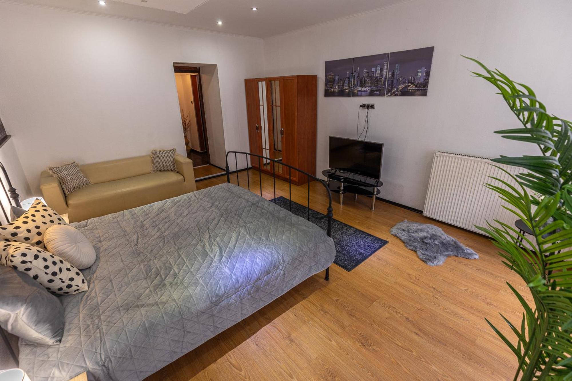City Vibes Apartment - 3 Bdrms Budapest Eksteriør bilde