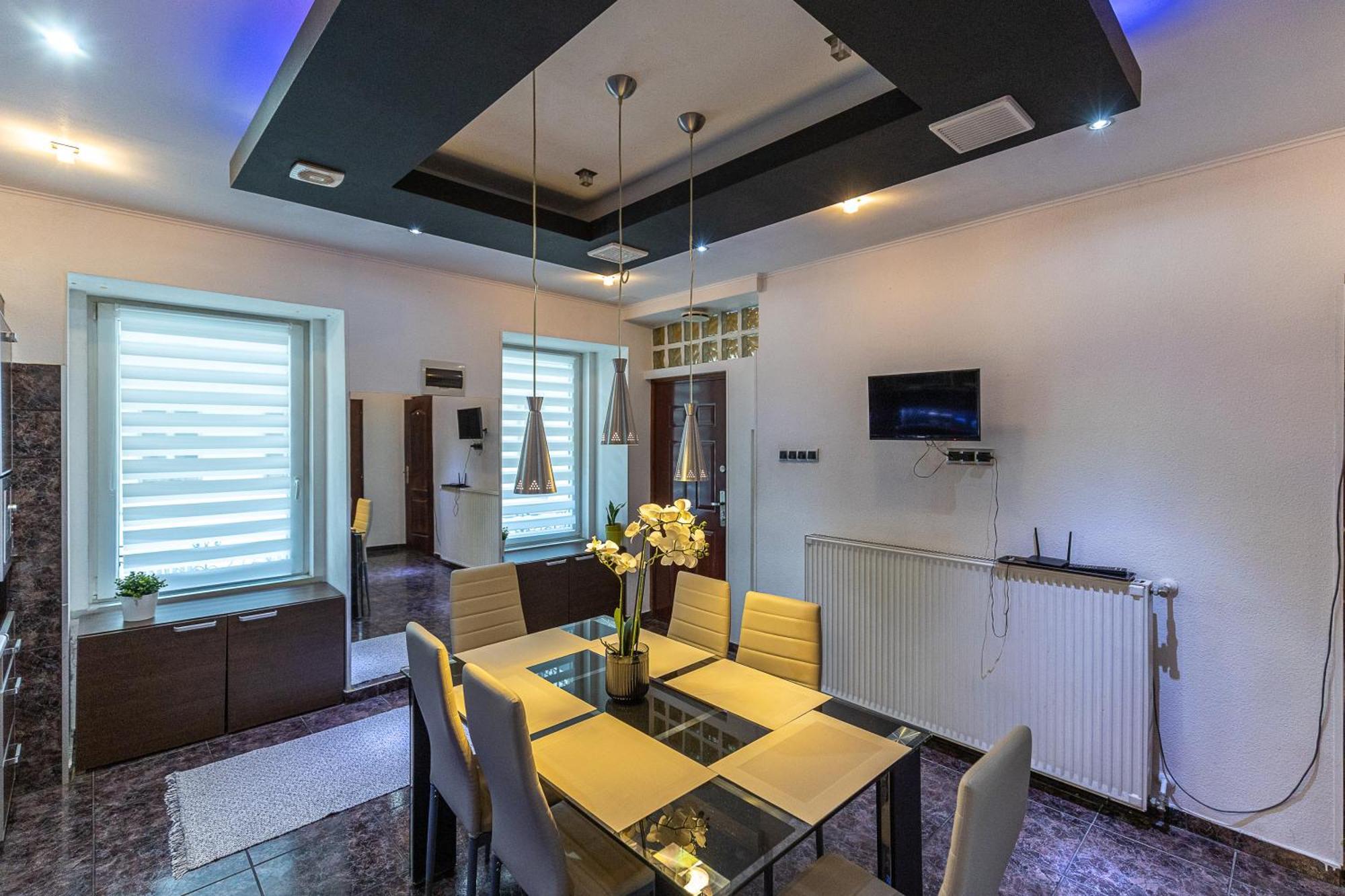 City Vibes Apartment - 3 Bdrms Budapest Eksteriør bilde
