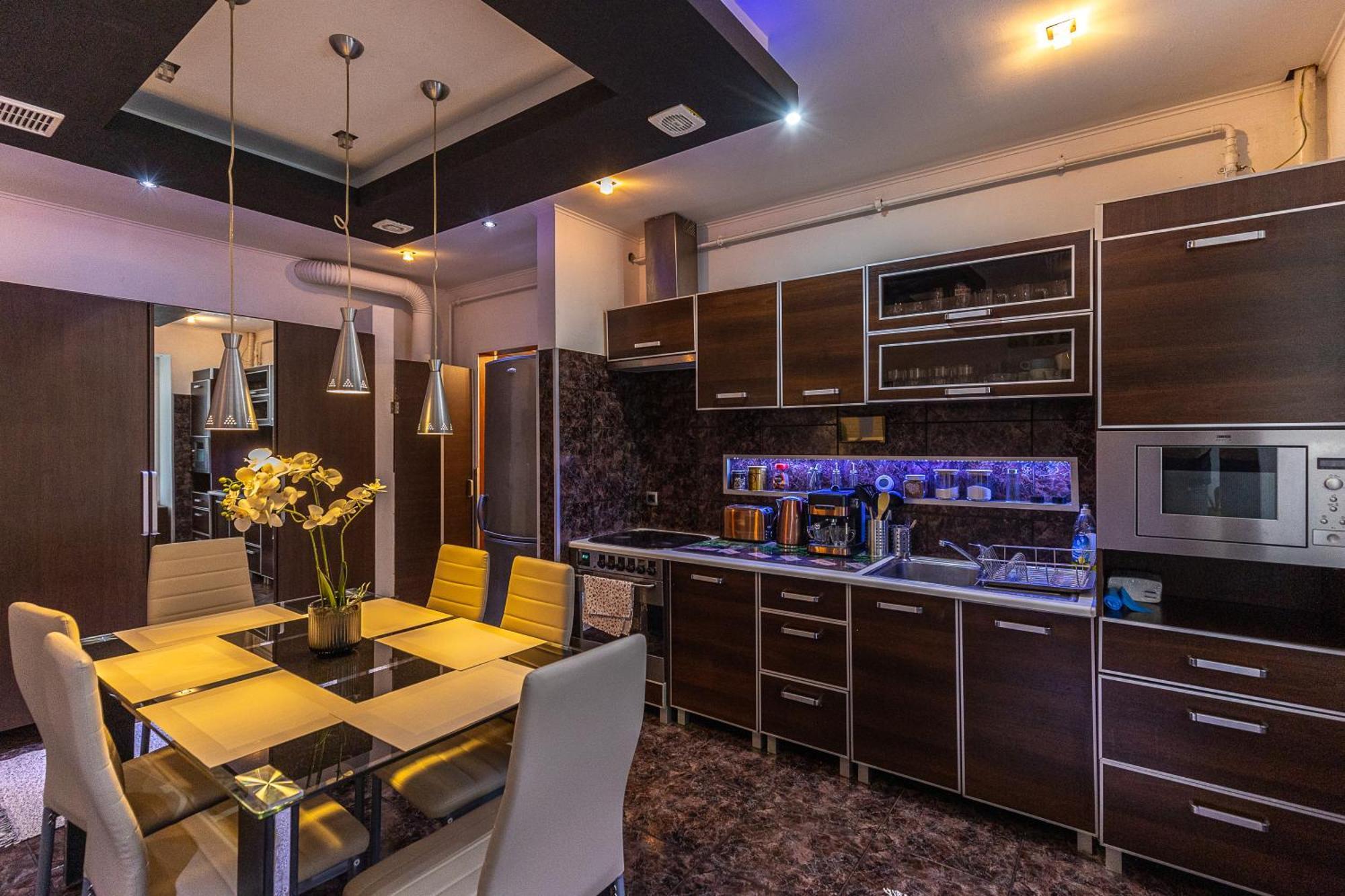 City Vibes Apartment - 3 Bdrms Budapest Eksteriør bilde